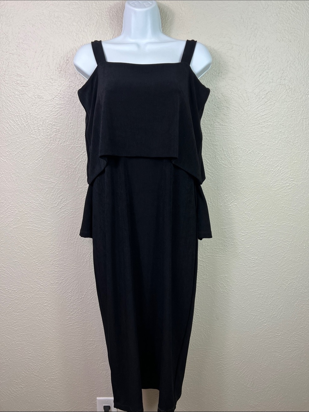 Chico’s Travelers New with Tag Black 3 Way Fit And Flare Dress Medium 8
